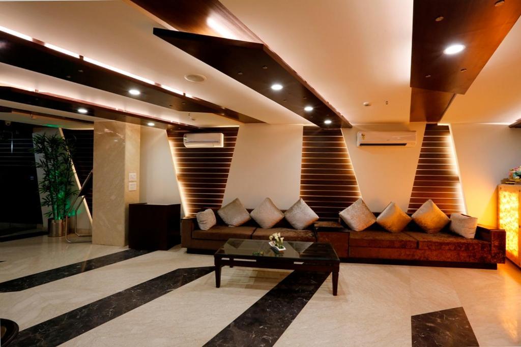 Airport La Sapphire Hotel & Restaurant New Delhi Ngoại thất bức ảnh