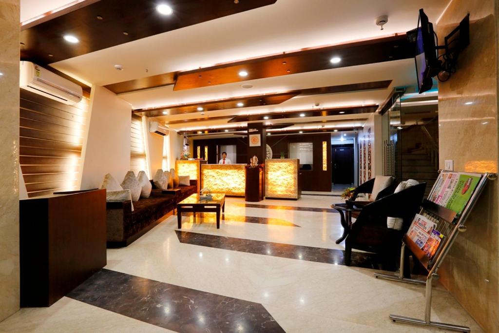 Airport La Sapphire Hotel & Restaurant New Delhi Ngoại thất bức ảnh