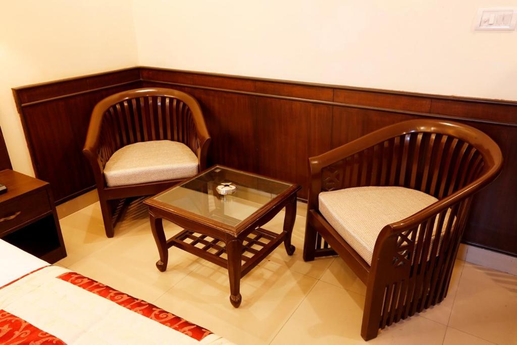 Airport La Sapphire Hotel & Restaurant New Delhi Ngoại thất bức ảnh