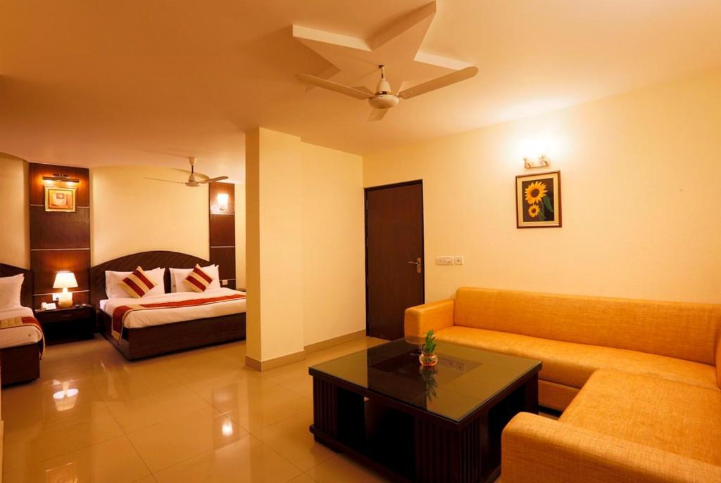 Airport La Sapphire Hotel & Restaurant New Delhi Ngoại thất bức ảnh